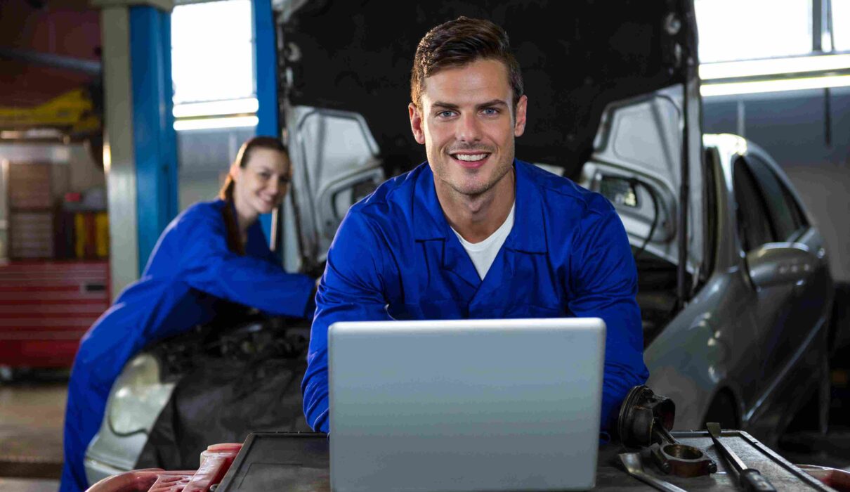 How Car Repair Shop Software Enhances 5-Star Customer Experience